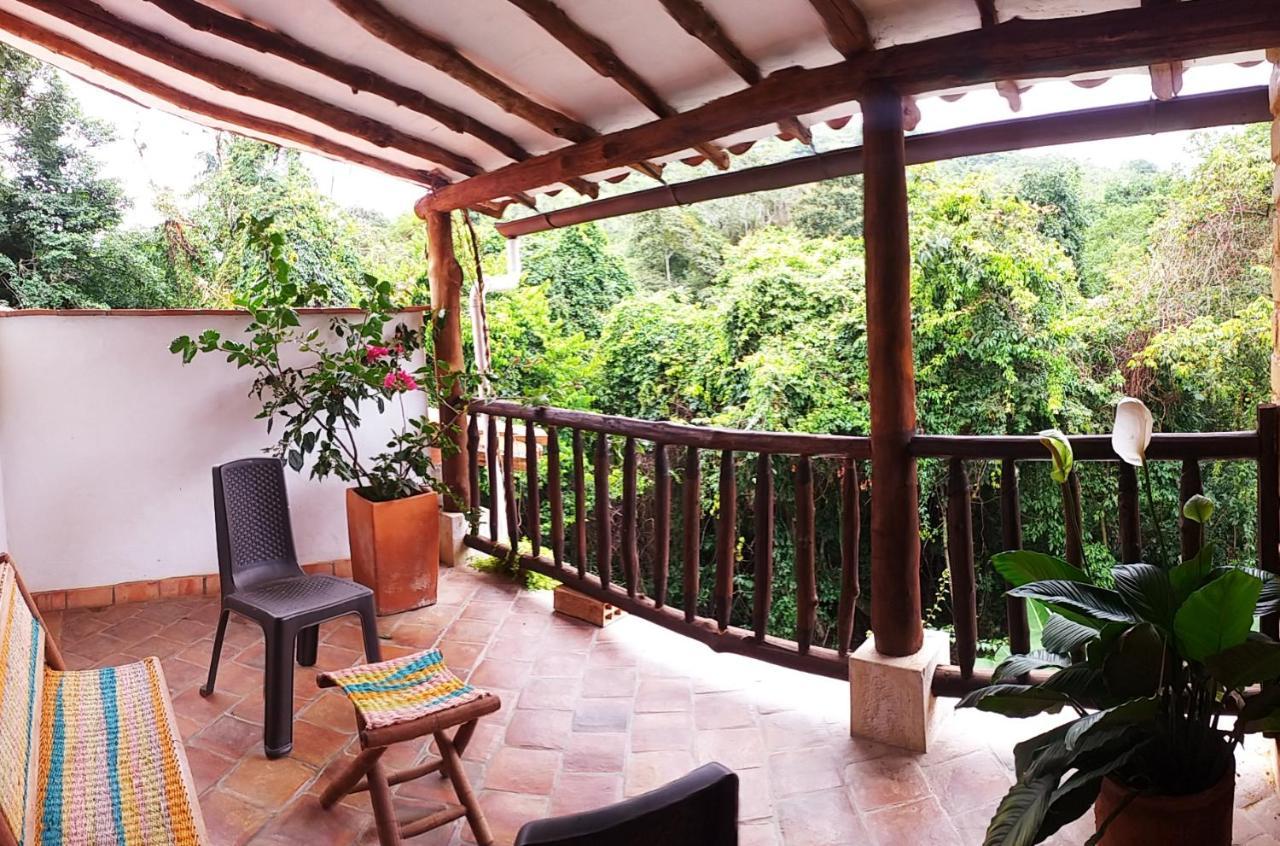 Casona Chara Hotell Barichara Exteriör bild