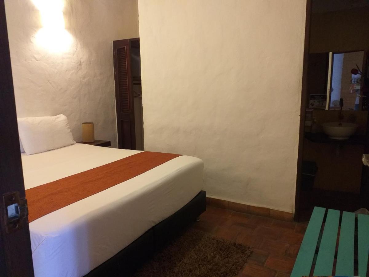 Casona Chara Hotell Barichara Exteriör bild