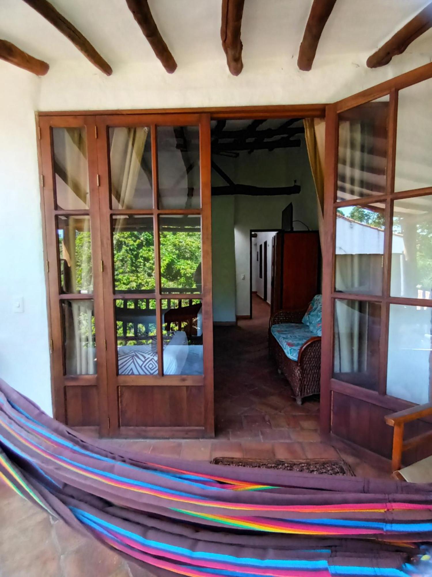 Casona Chara Hotell Barichara Exteriör bild